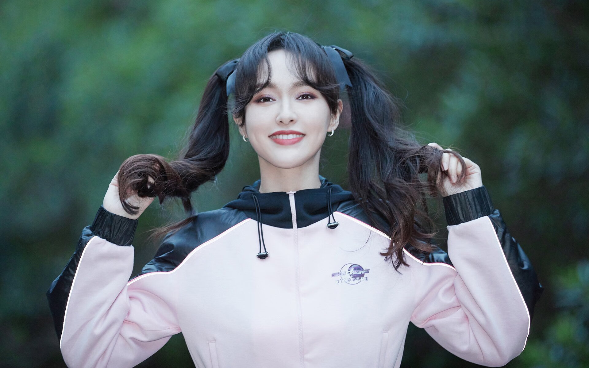 西甲强队鏖战，精彩比赛和战术变化不断推陈出新，西甲阵营